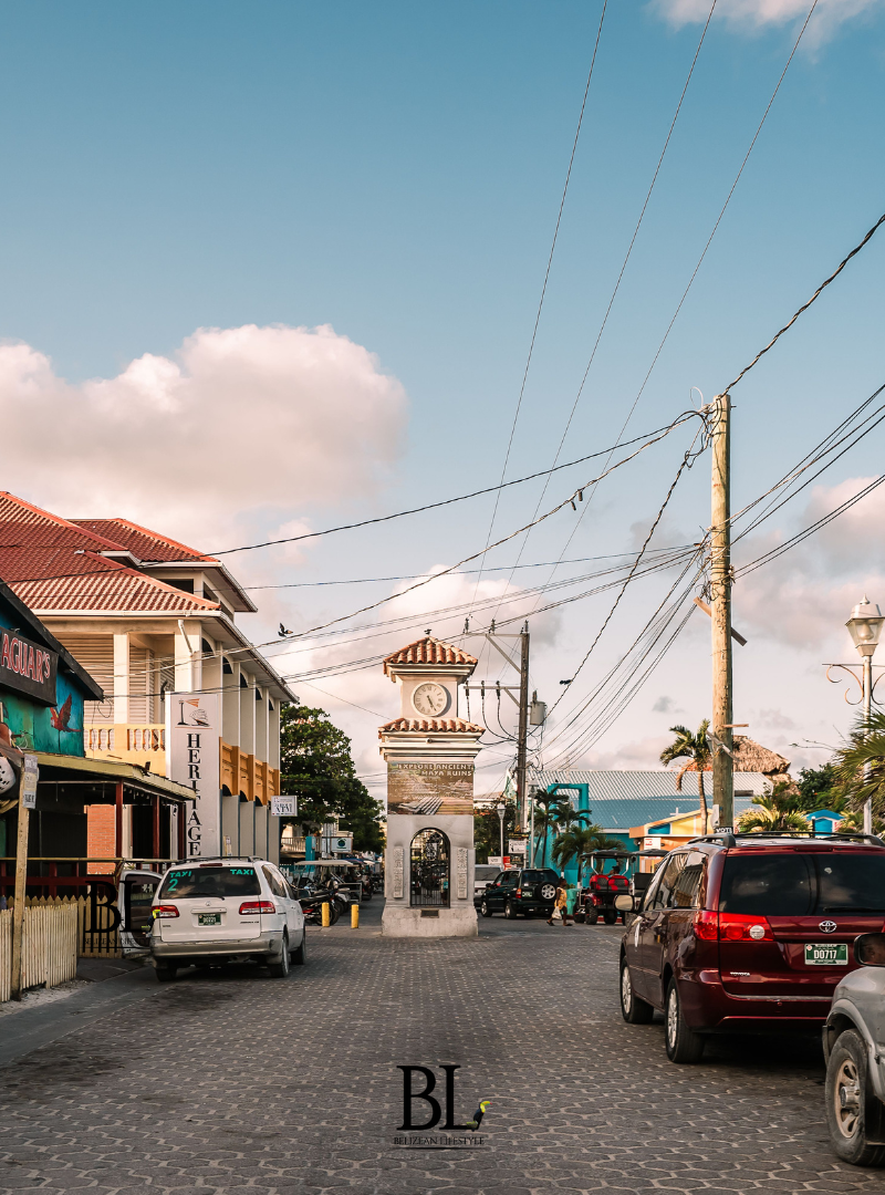 Explore Belize District, where the energy of Belize City meets the beauty of the Caribbean coast and nearby islands.