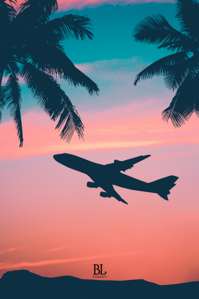 International flights arrive at Belize's main airport, Philip S. W. Goldson International Airport near Belize City. From there, you can continue your journey by domestic flight, car, shuttle, bus or boat to reach destinations throughout the country.